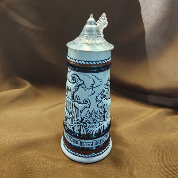 Vintage Avon Beer Stein with lid, 1976 Avon Collectible Beer Stein - Picture 2 of 13